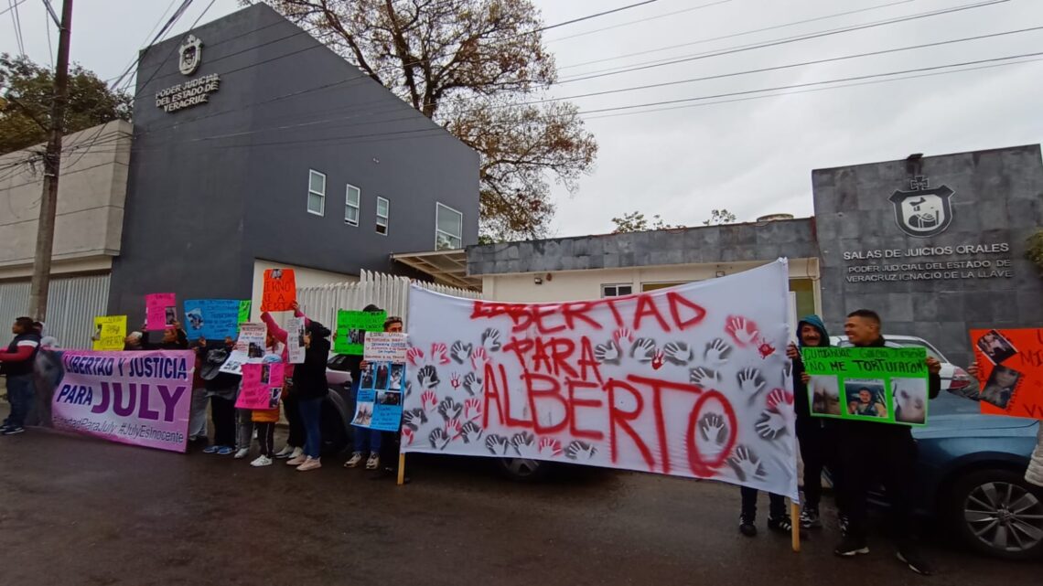 Exigen liberación de detenidos por asesinato de rectora