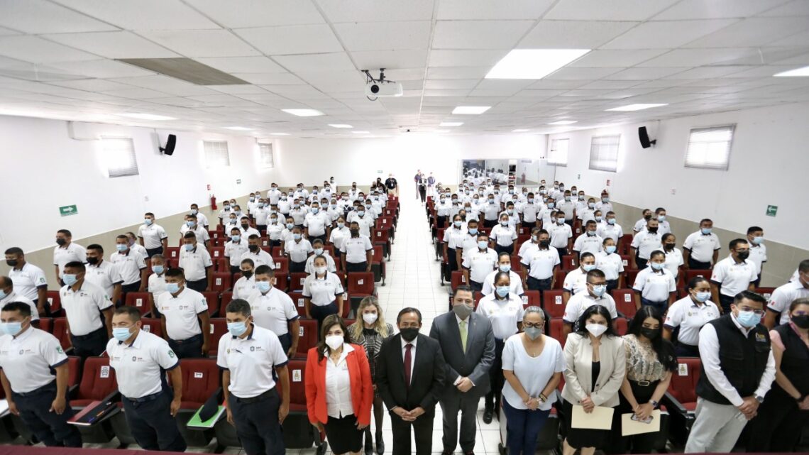 IVAI capacita a nuevos policías