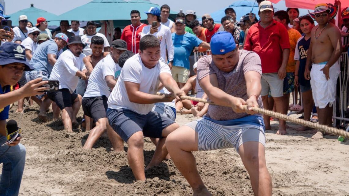 Unánue en concursos tradicionales de las fiestas de Santa Ana