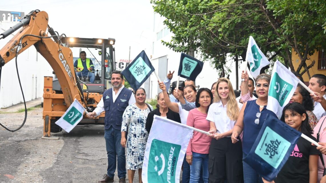 Inicia rehabilitación de calle Playa Boca en Playa Linda*