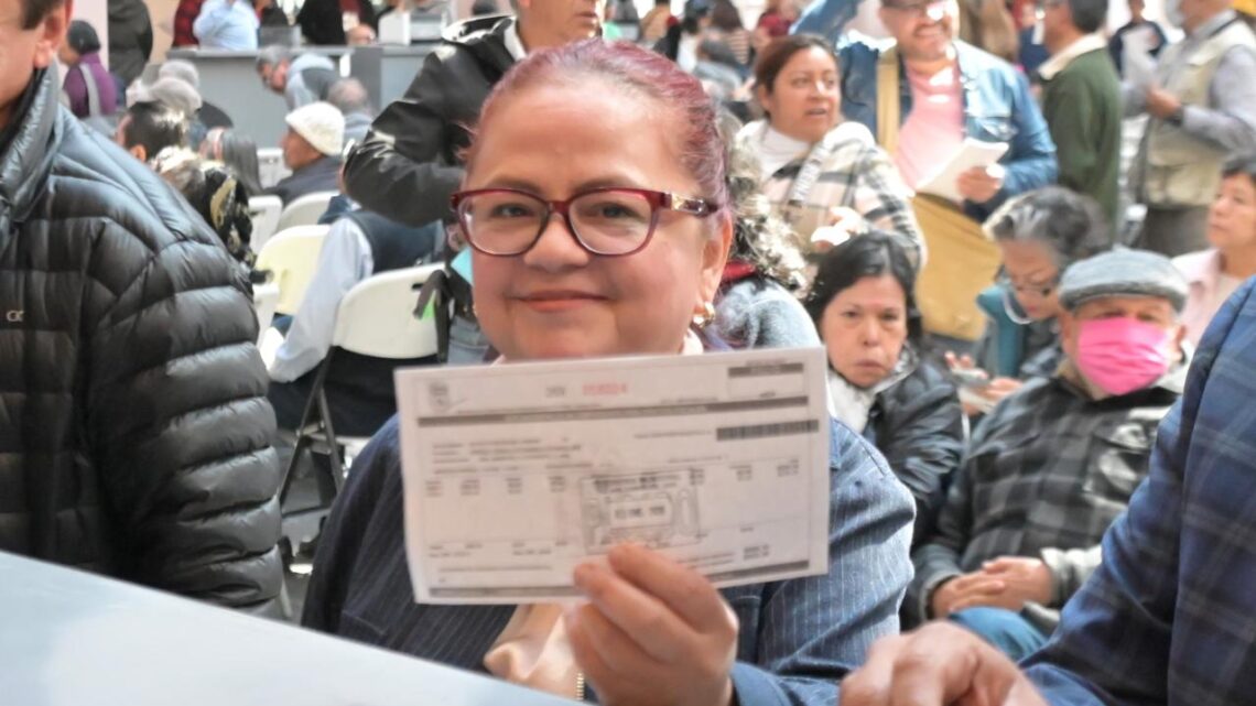Xalapa: mejores servicios al pagar predial 